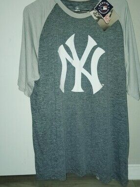 Stitches Gray & Light Gray Yankees Raglan Tee